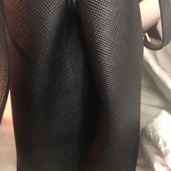 NWT NEVER USED PRADA SAFFIANO SATCHEL - Picture 4 of 8